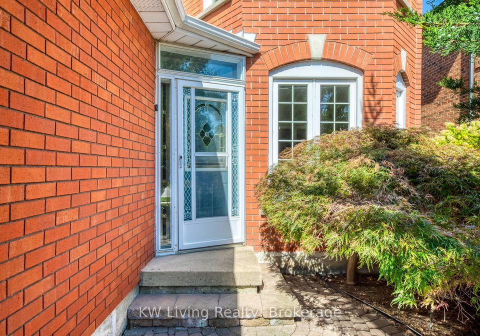 531-avonwick-avenue-mississauga-ontario-w13779710