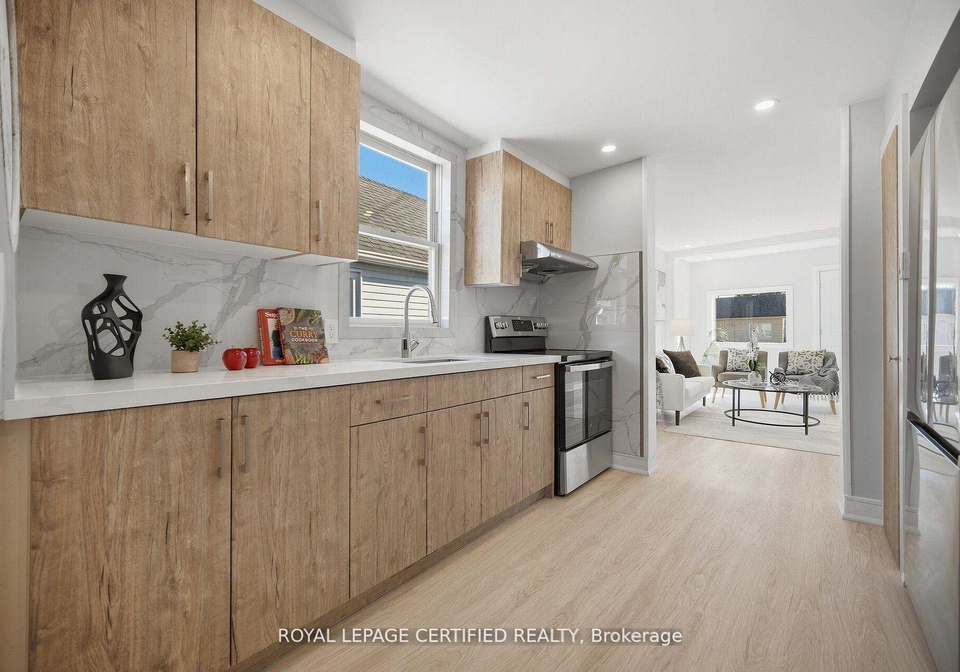 1019-ogden-avenue-mississauga-ontario-w13779784