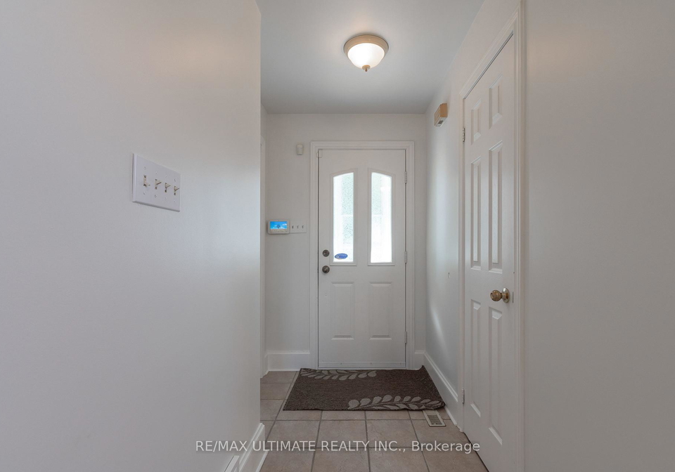 6-redberry-parkway-toronto-north-york-ontario-w13779858