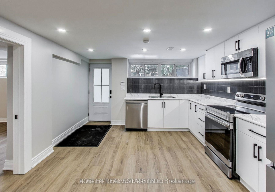 89-chiswick-avenue-toronto-north-york-ontario-w13779960
