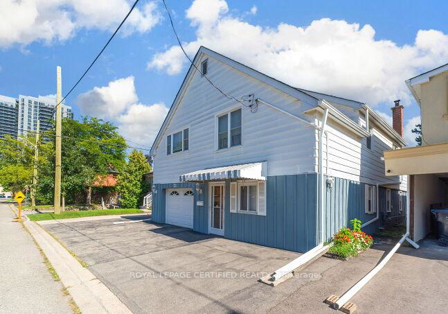 21-denison-avenue-brampton-ontario-w13780244