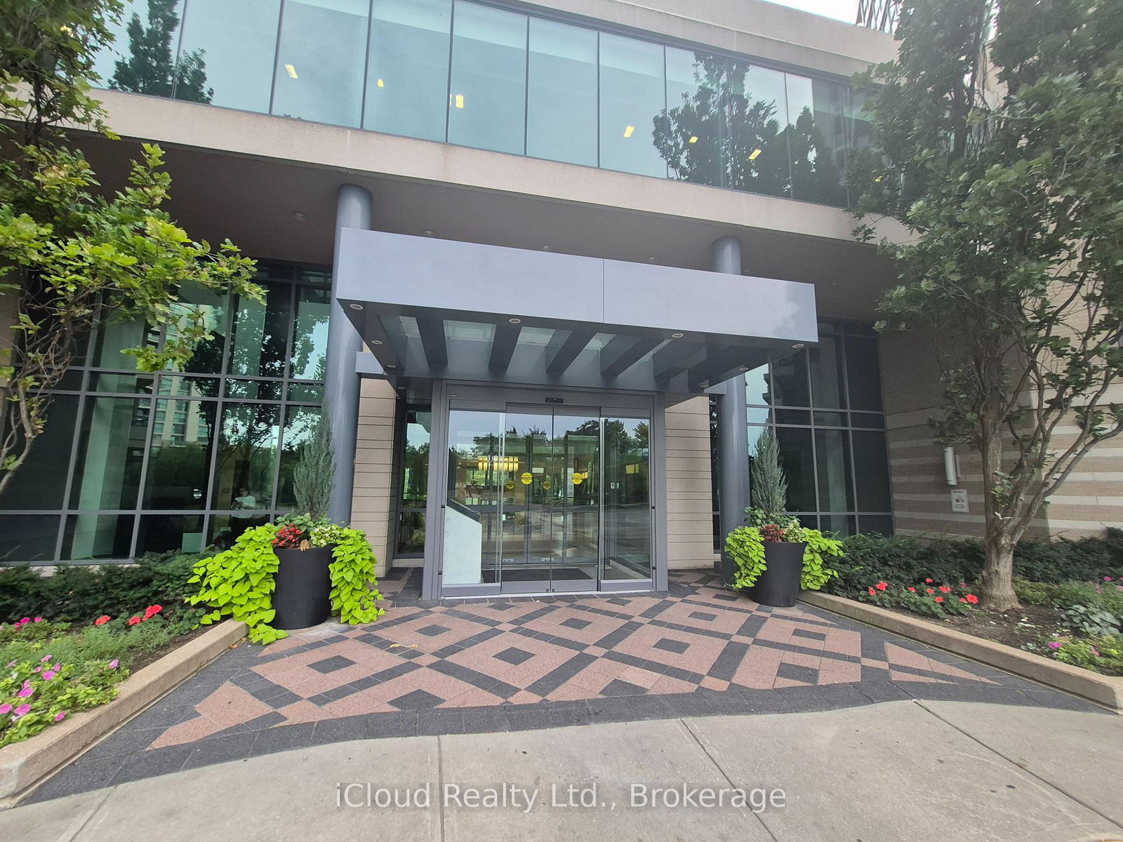 235-sherway-gardens-toronto-etobicoke-ontario-w13780452
