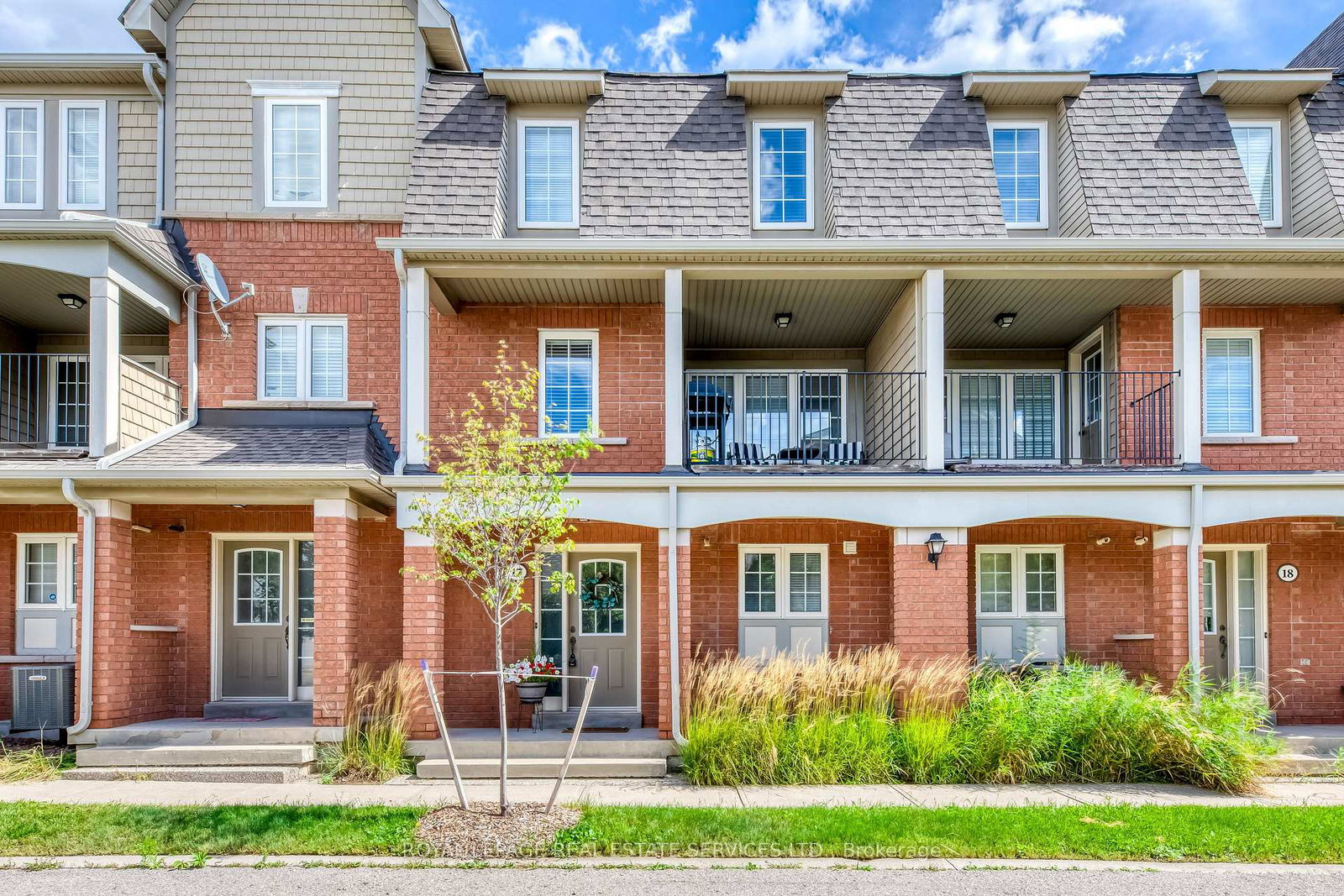 2360-parkhaven-boulevard-oakville-ontario-w13780548