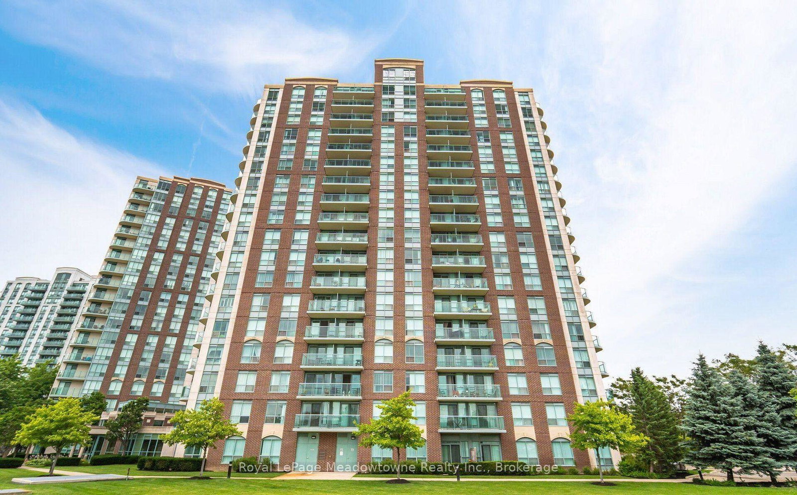 4879-kimbermount-avenue-mississauga-ontario-w13780864