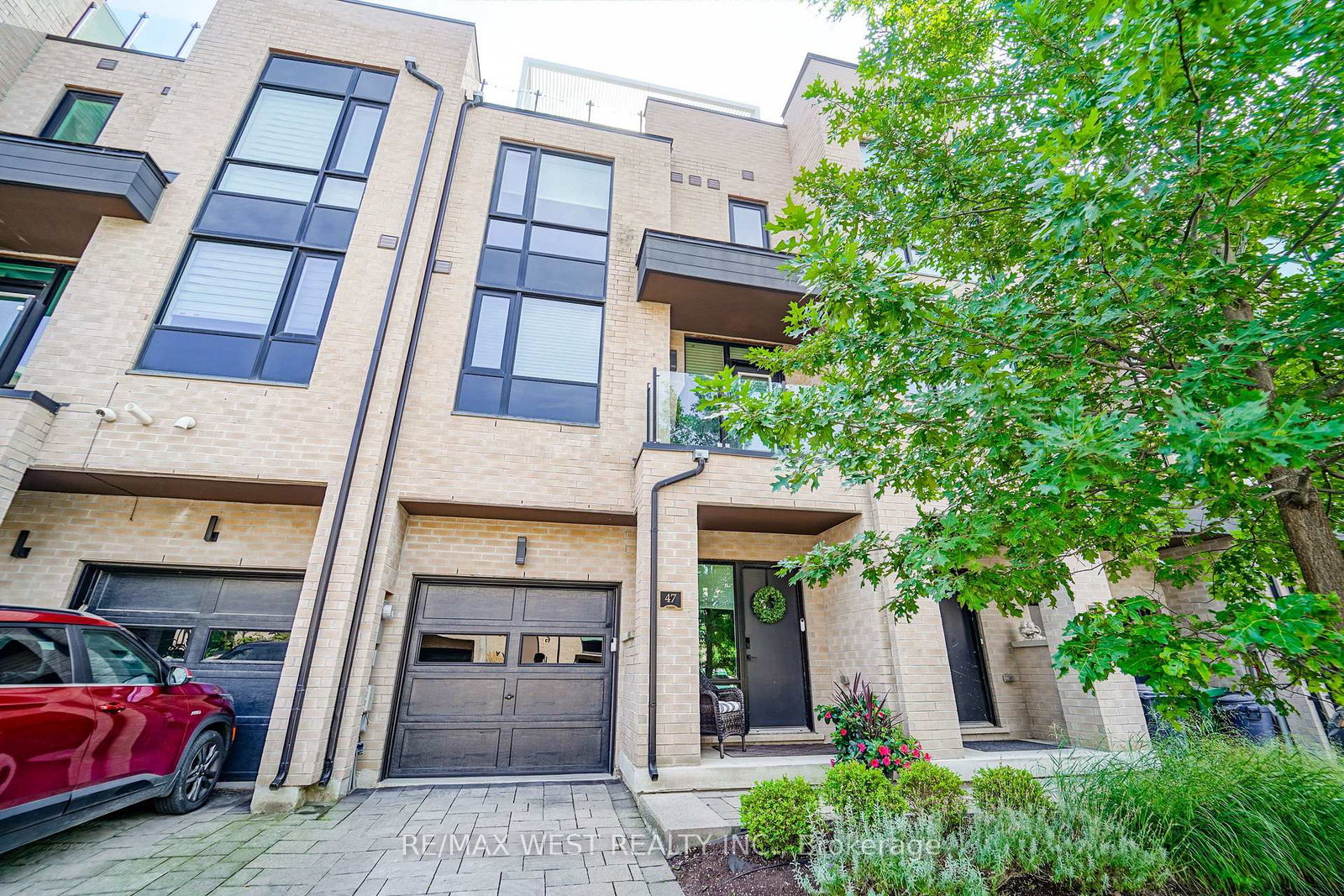 47-pony-farm-drive-toronto-etobicoke-ontario-w13780946