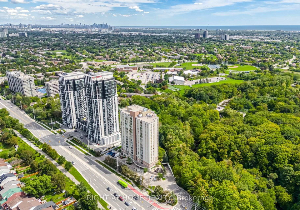 200-burnhamthorpe-road-e-mississauga-ontario-w13781024