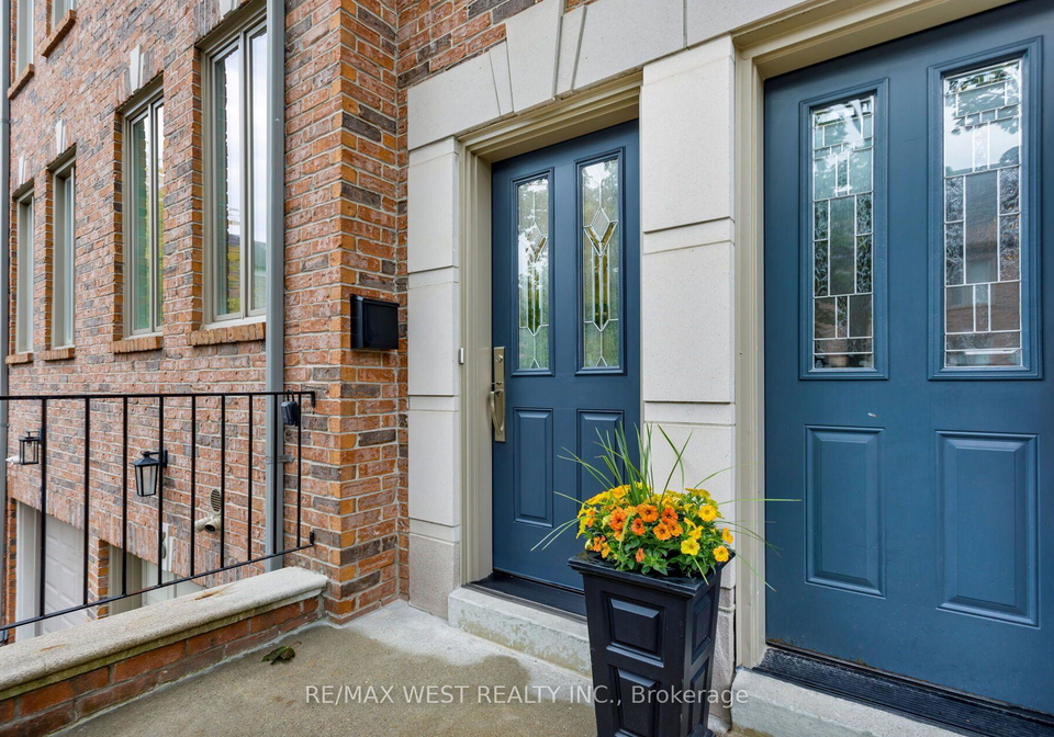 175-grand-avenue-toronto-etobicoke-ontario-w13781084