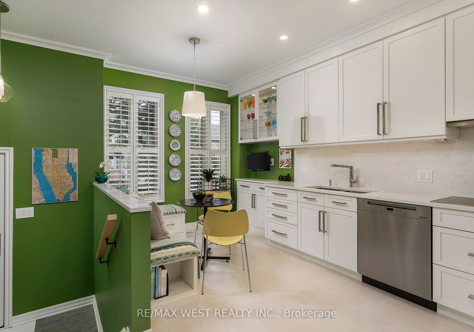 175-grand-avenue-toronto-etobicoke-ontario-w13781084