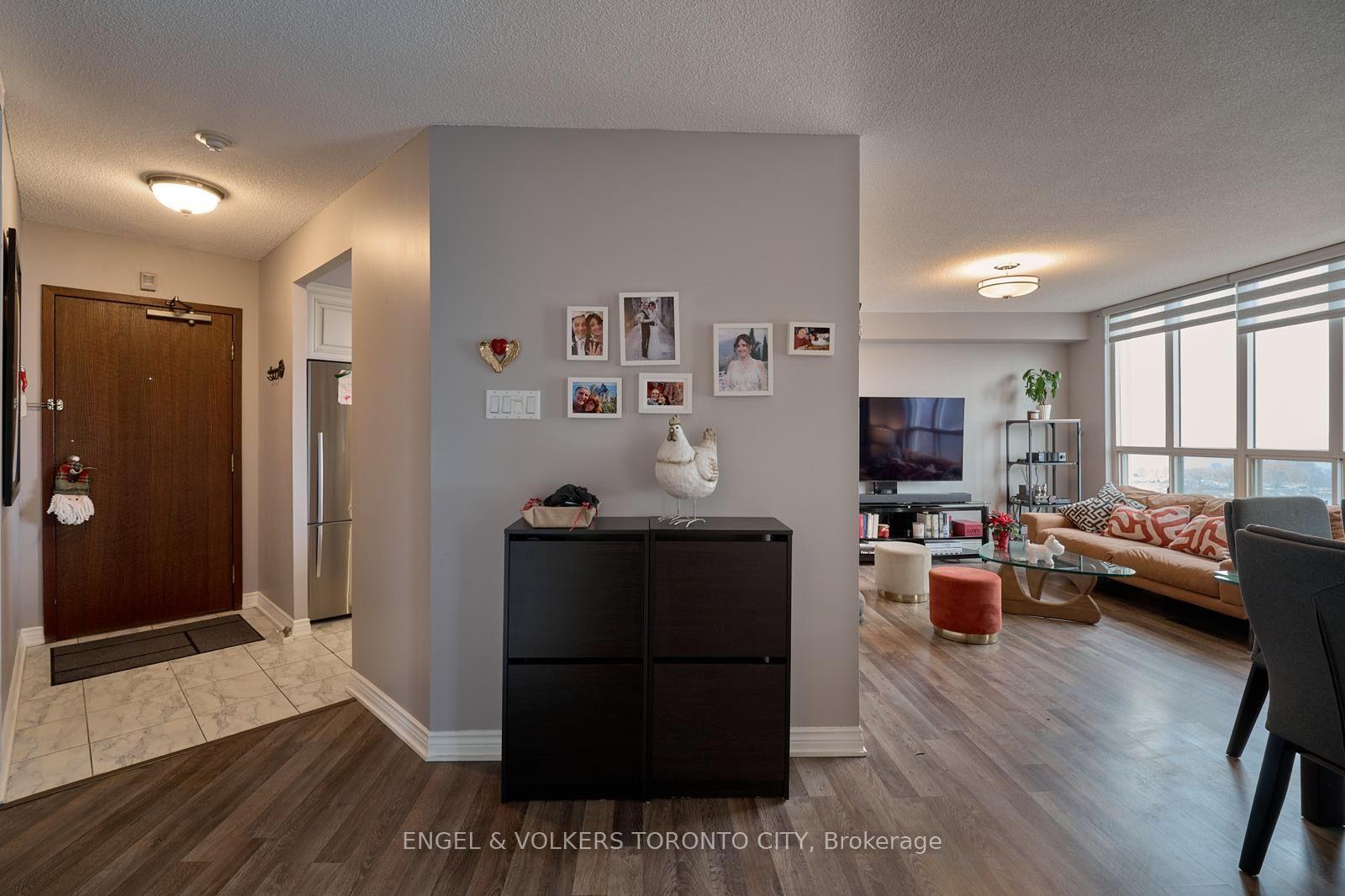 2285-lake-shore-boulevard-w-toronto-etobicoke-ontario-w13781120