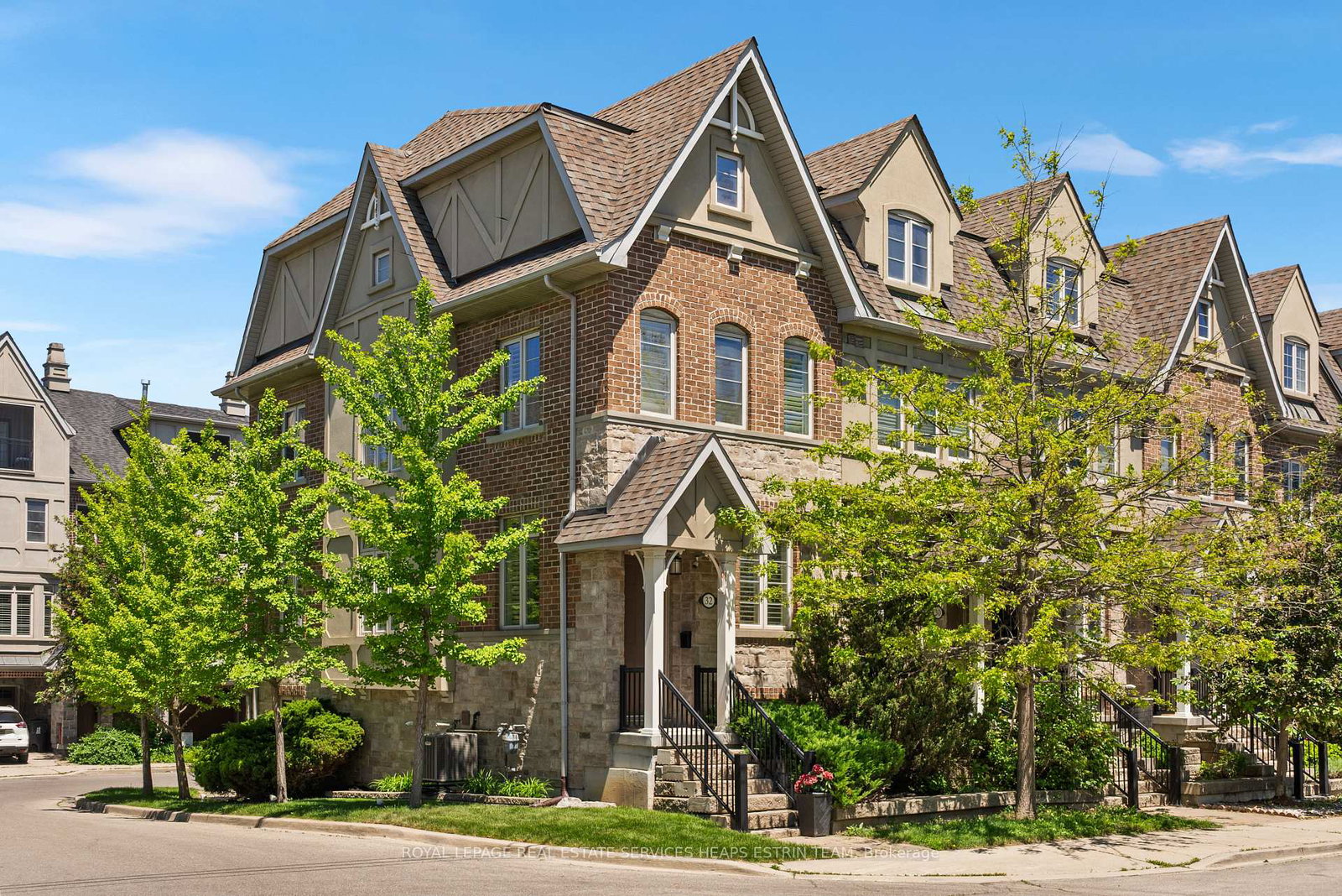 32-mendota-road-toronto-etobicoke-ontario-w13781284