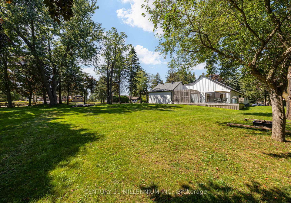 17-autumn-drive-caledon-ontario-w13781438