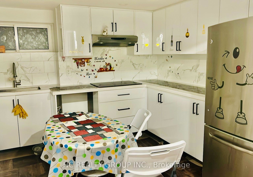 main-3271-marlene-court-mississauga-ontario-w13781442