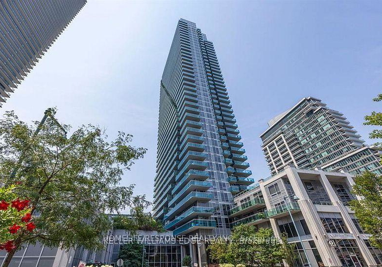 16-brookers-lane-toronto-etobicoke-ontario-w13781798