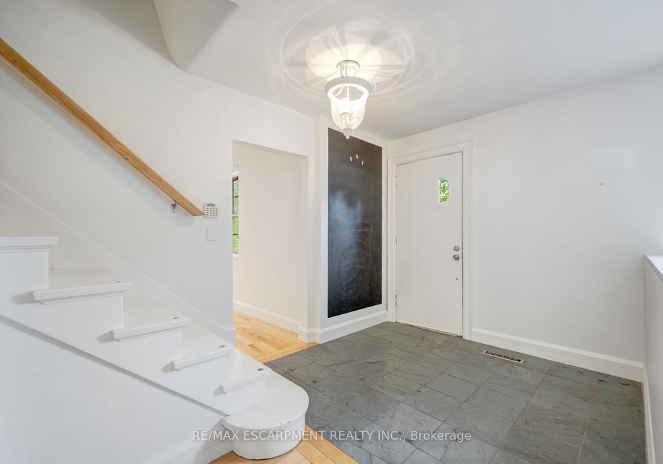 7-washington-avenue-oakville-ontario-w13781814