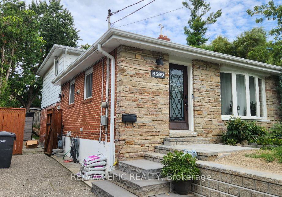 3389-kelowna-court-mississauga-ontario-w13782072