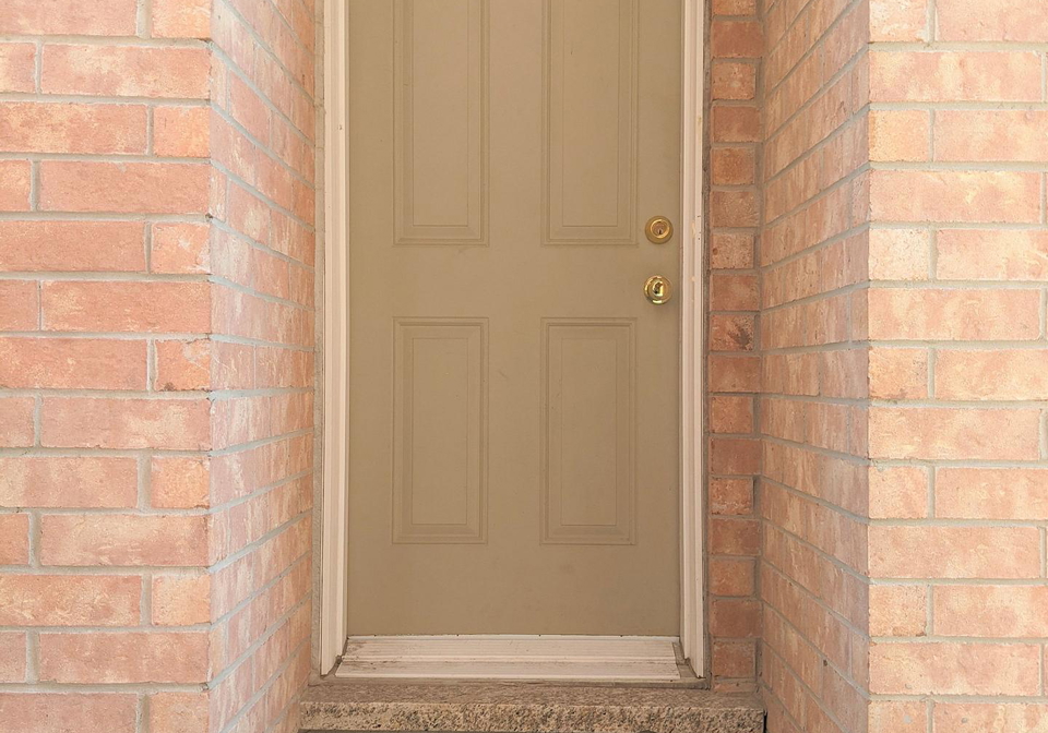 18-worthington-avenue-brampton-ontario-w13782096