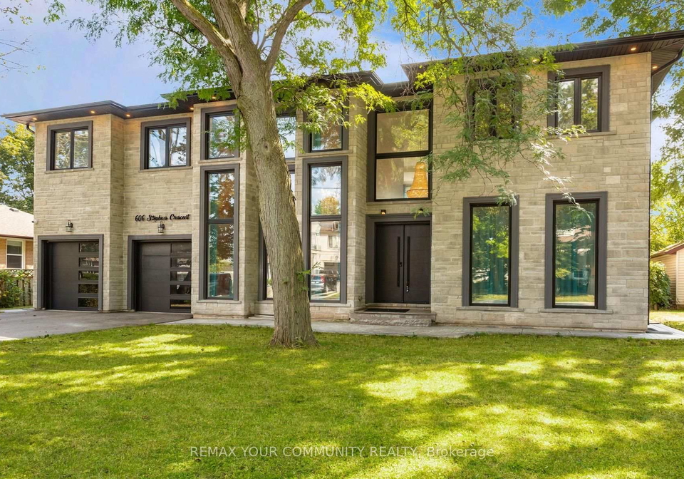 606-stephens-crescent-oakville-ontario-w13782460