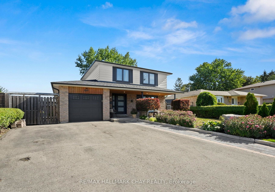8-grassington-crescent-brampton-ontario-w13782546