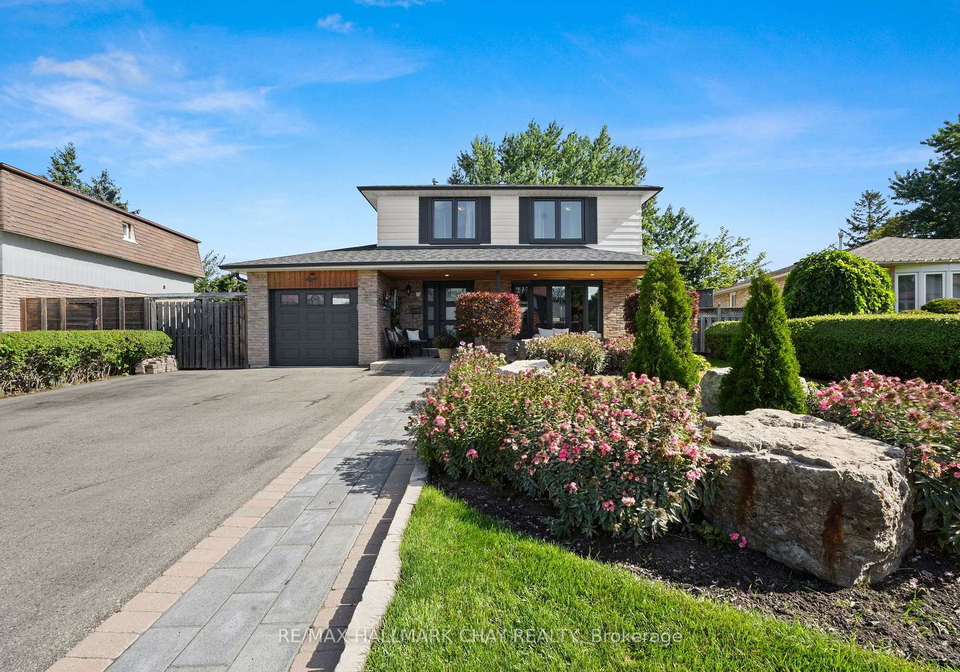 8-grassington-crescent-brampton-ontario-w13782546