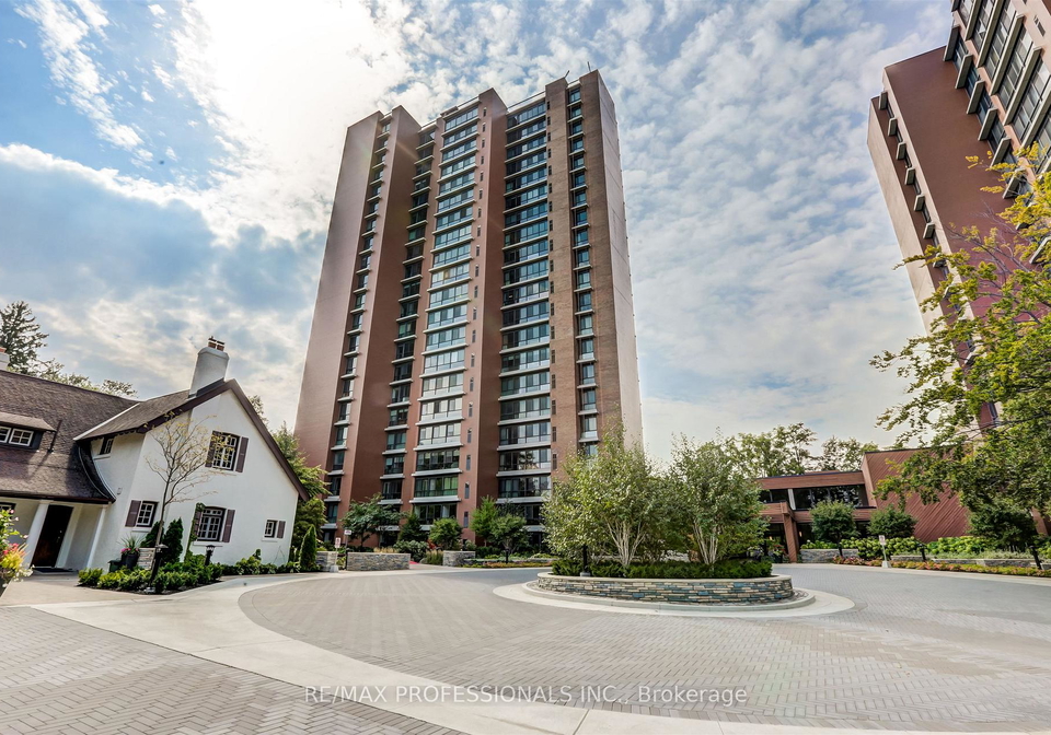1400-dixie-road-mississauga-ontario-w13782774