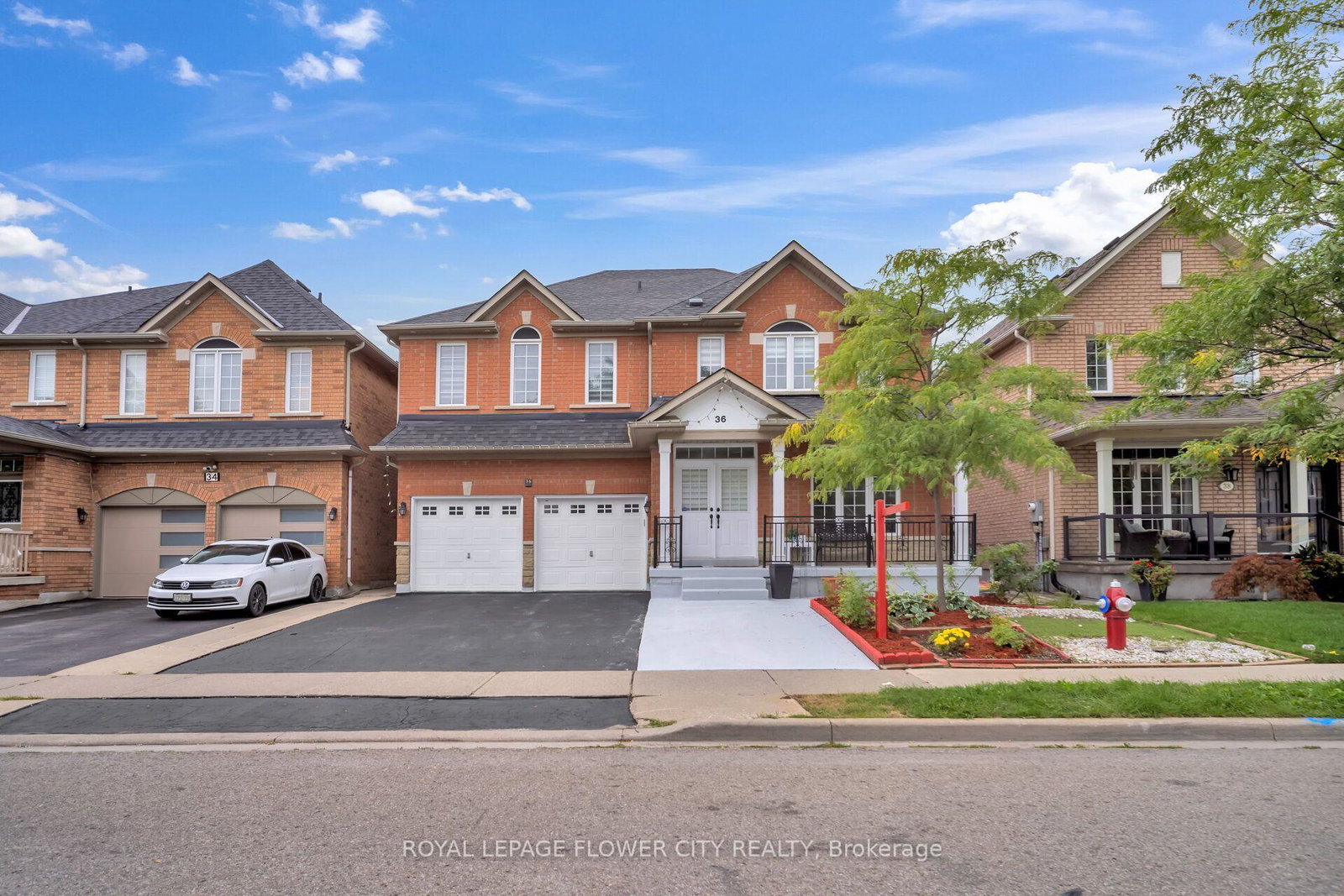 36-borneo-crescent-brampton-ontario-w13782852
