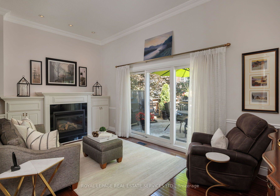 marine-drive-oakville-ontario-w13783040