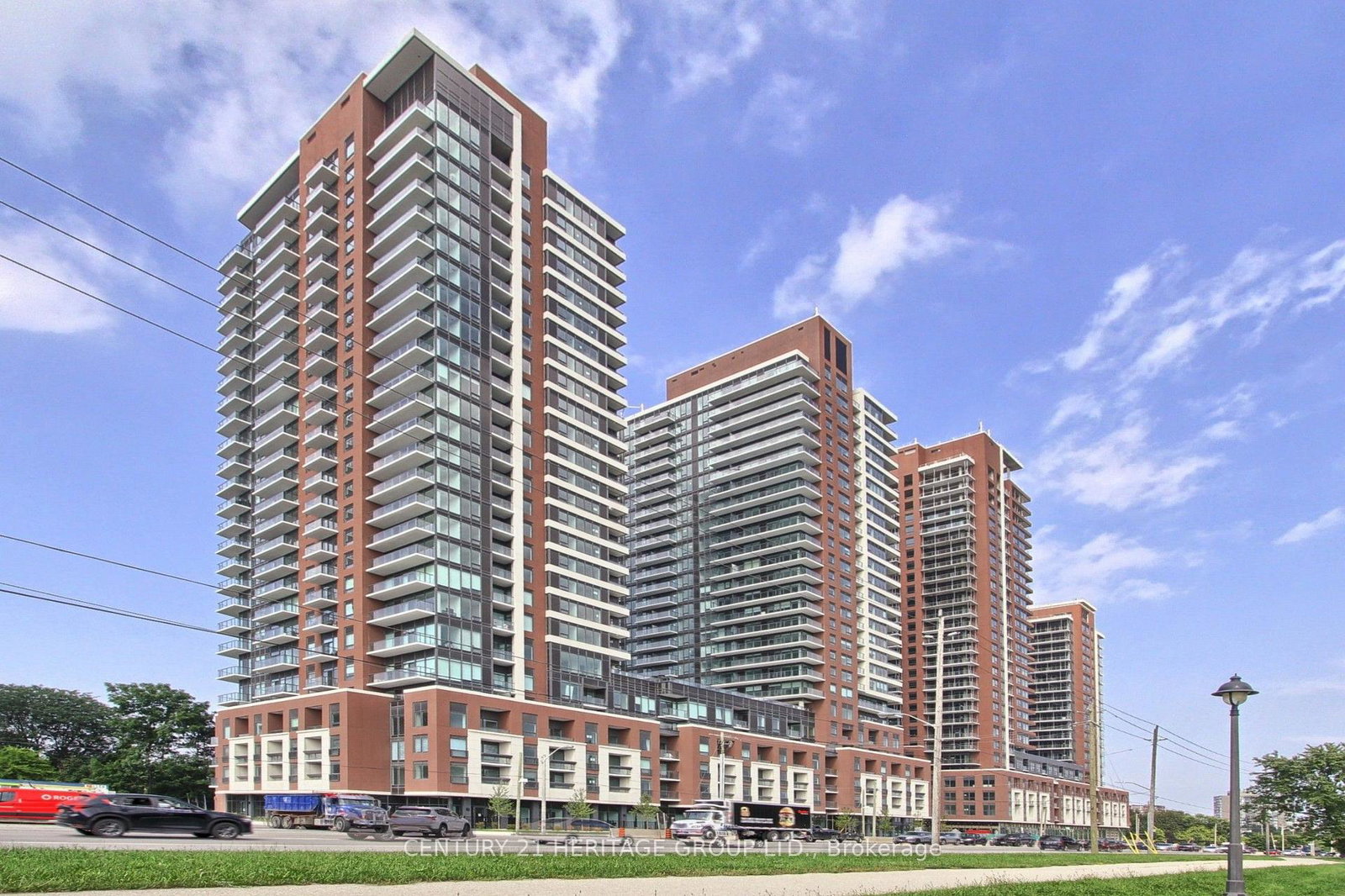 4010-eglinton-avenue-toronto-etobicoke-ontario-w13783088