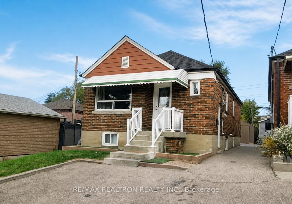 78-schell-avenue-toronto-north-york-ontario-w13783330