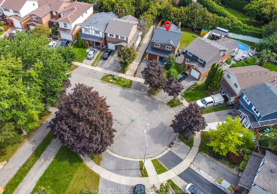 114-elderwood-place-brampton-ontario-w13783516