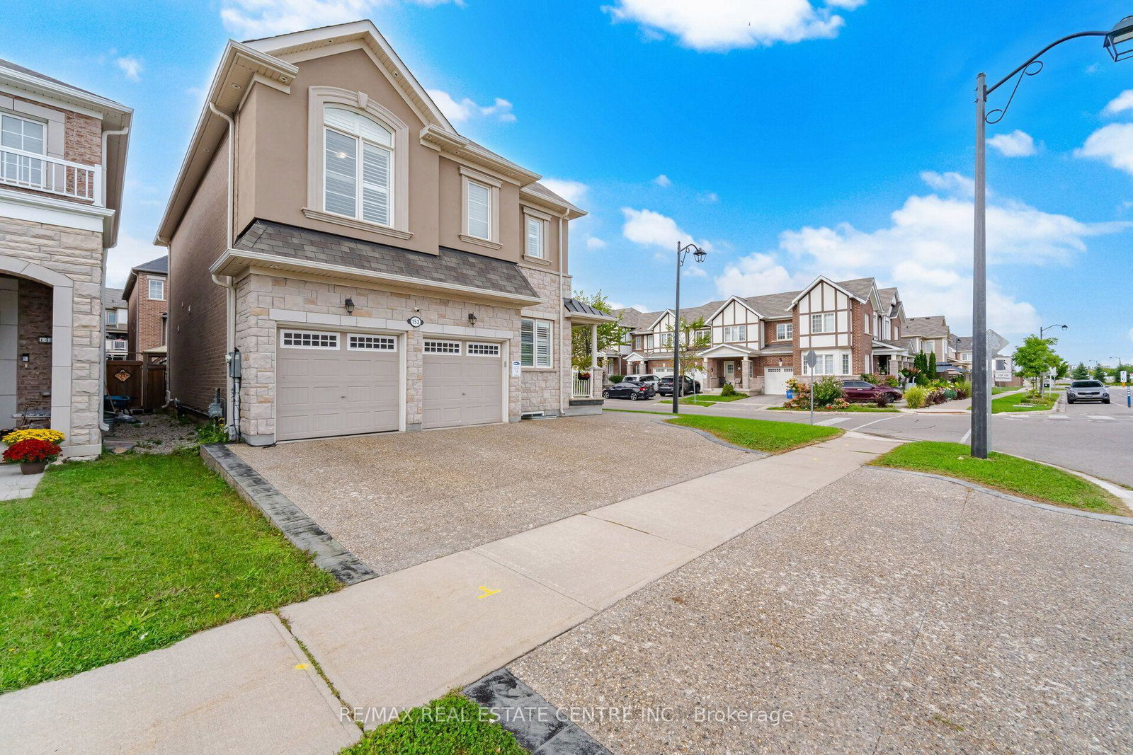 153-whitlock-avenue-milton-ontario-w13783644