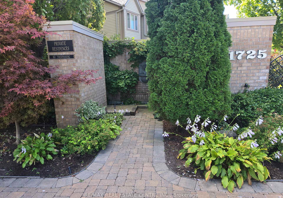 1725-the-chase-mississauga-ontario-w13783750
