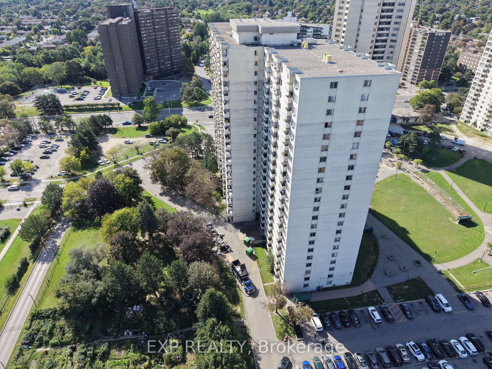 320-dixon-road-toronto-etobicoke-ontario-w13783762