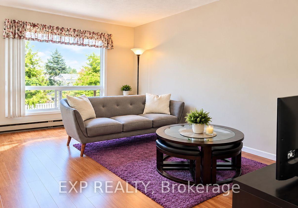 8-habitat-square-brampton-ontario-w13783794