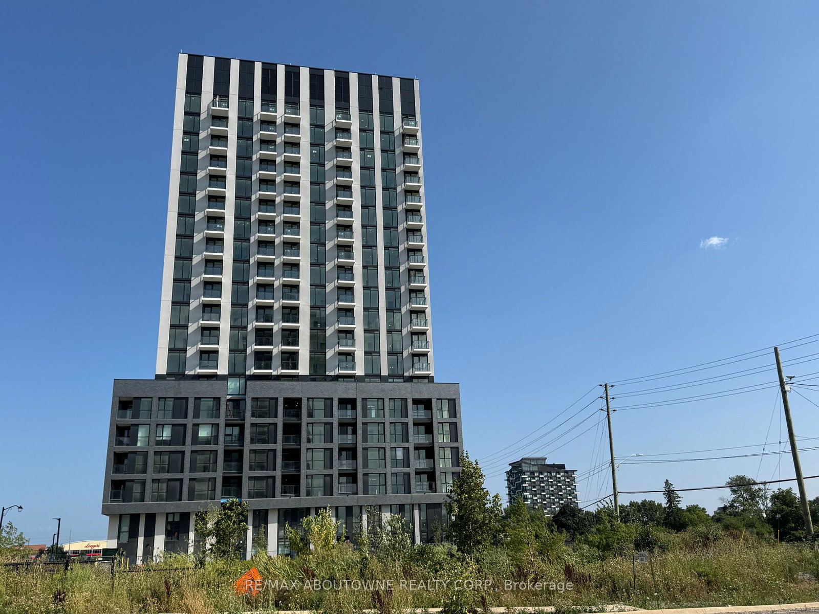 3079-trafalgar-road-oakville-ontario-w13784206