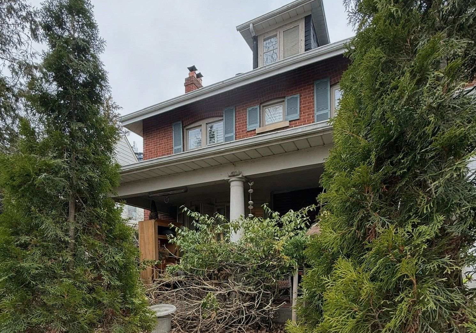 7-humberview-crescent-toronto-north-york-ontario-w13784244