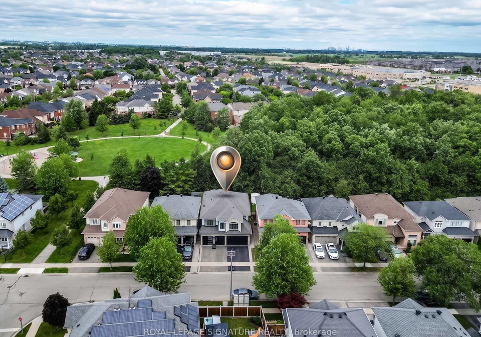 1013-freeman-trail-w-milton-ontario-w13784320