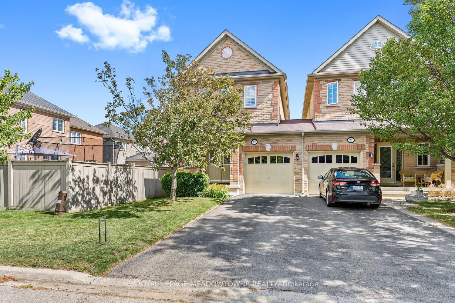 19-goldham-way-halton-hills-ontario-w13784600