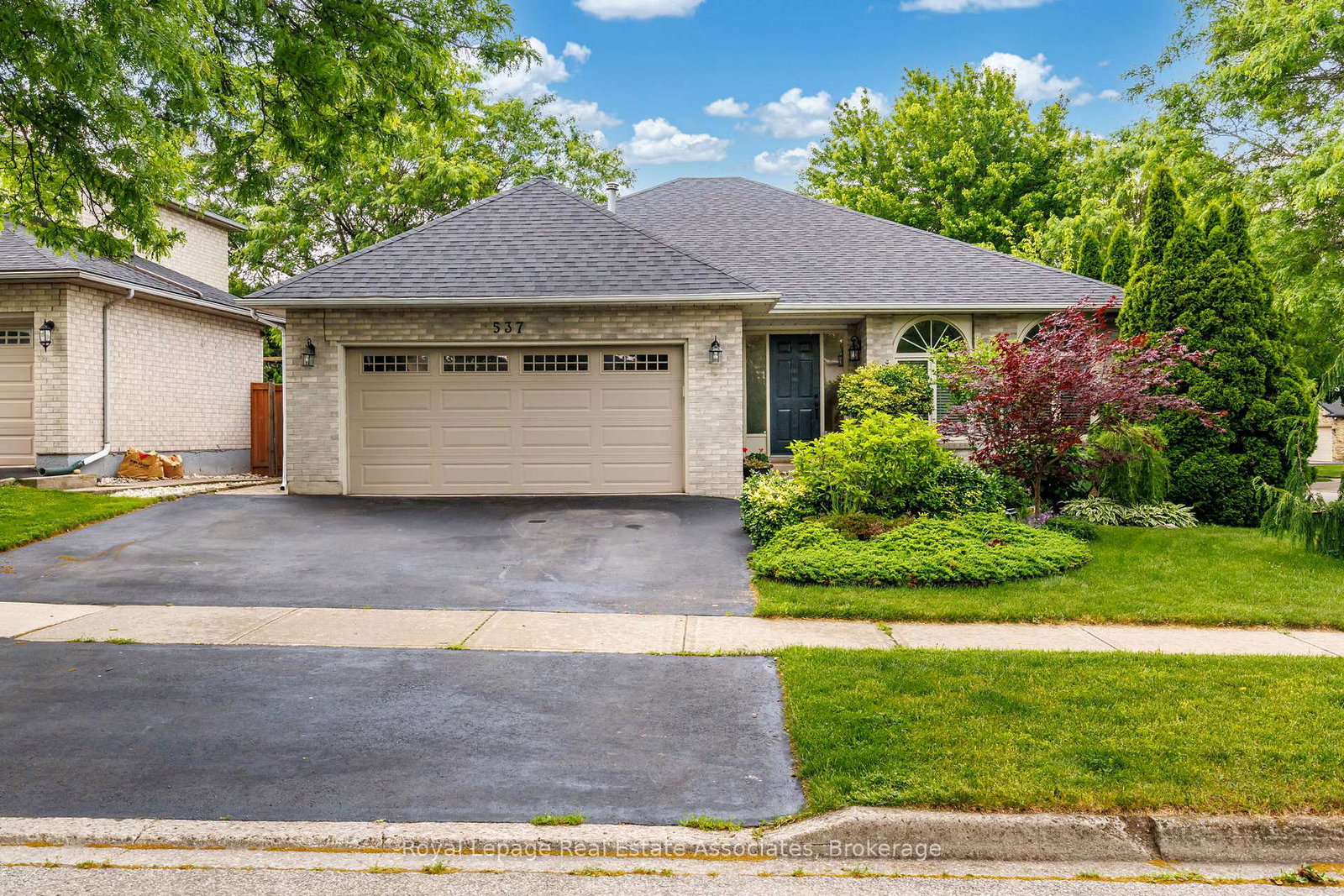 537-mathewman-crescent-burlington-ontario-w13784774