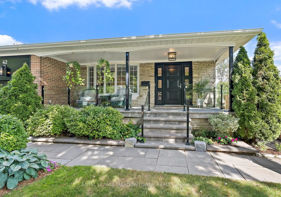 42-oxenden-crescent-toronto-etobicoke-ontario-w13784800