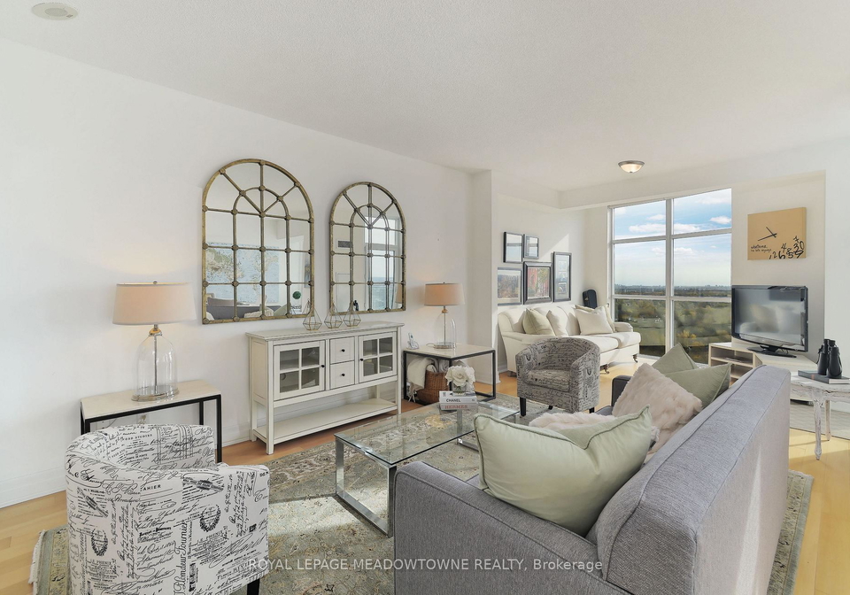 9-george-street-n-brampton-ontario-w13784802