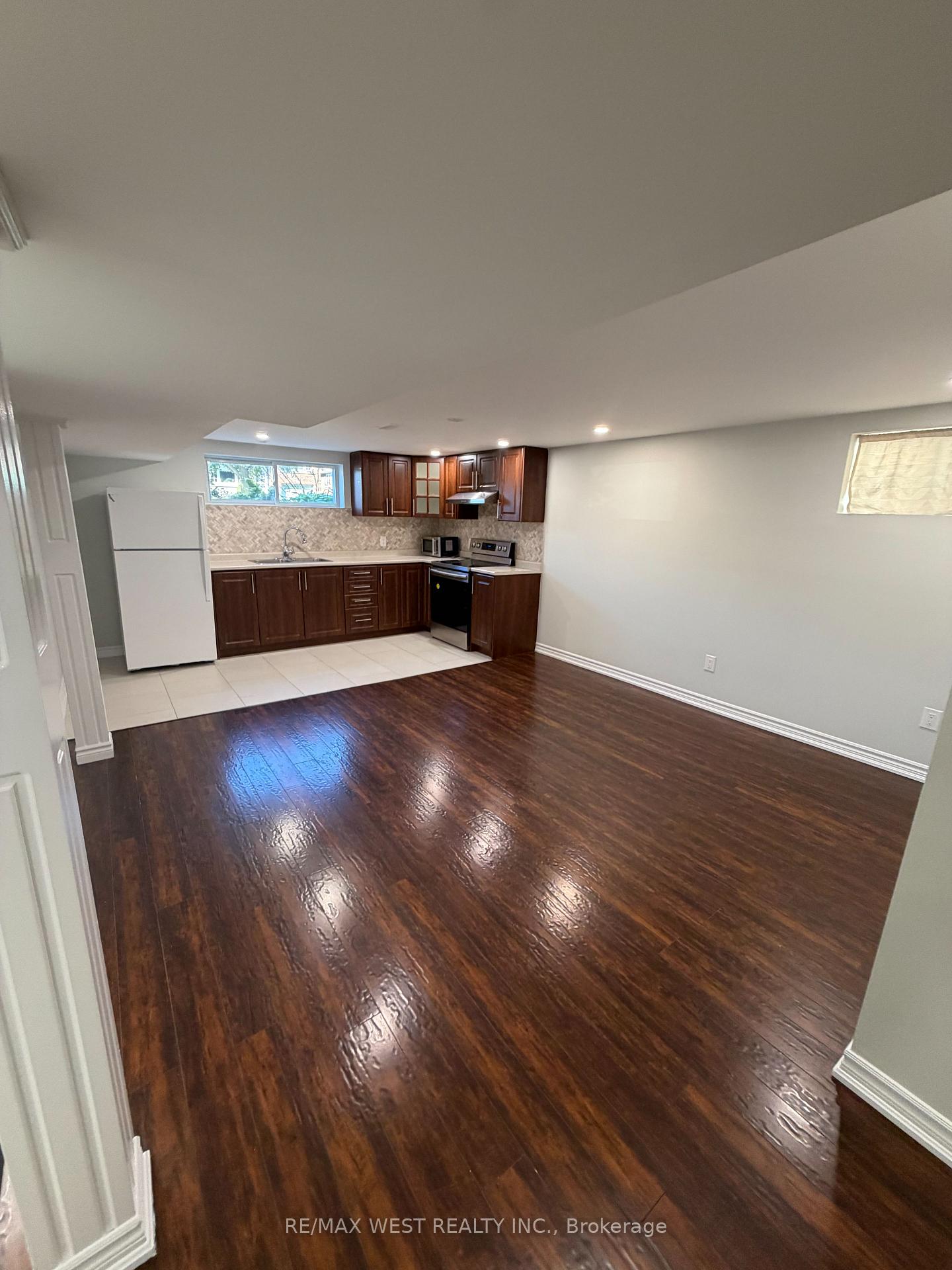 15-macleod-street-toronto-north-york-ontario-w13784906