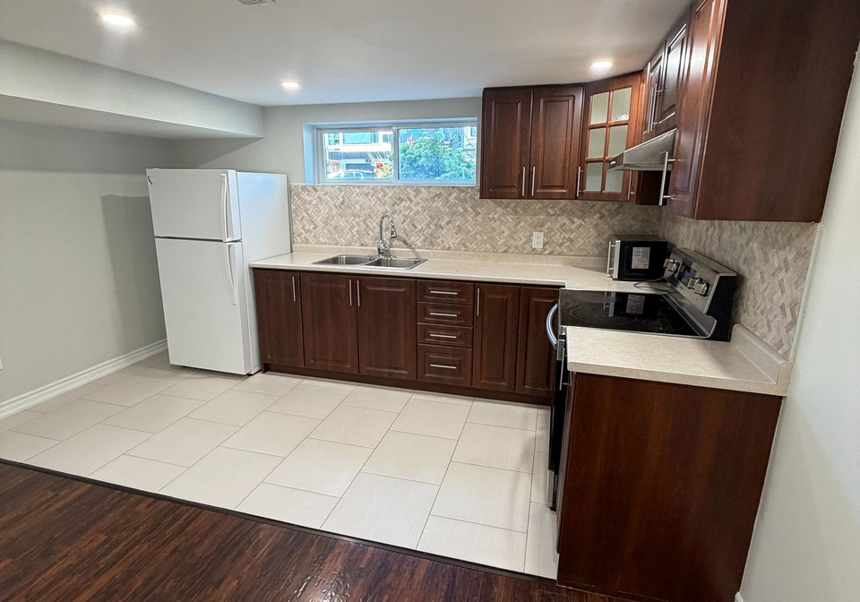 15-macleod-street-toronto-north-york-ontario-w13784906