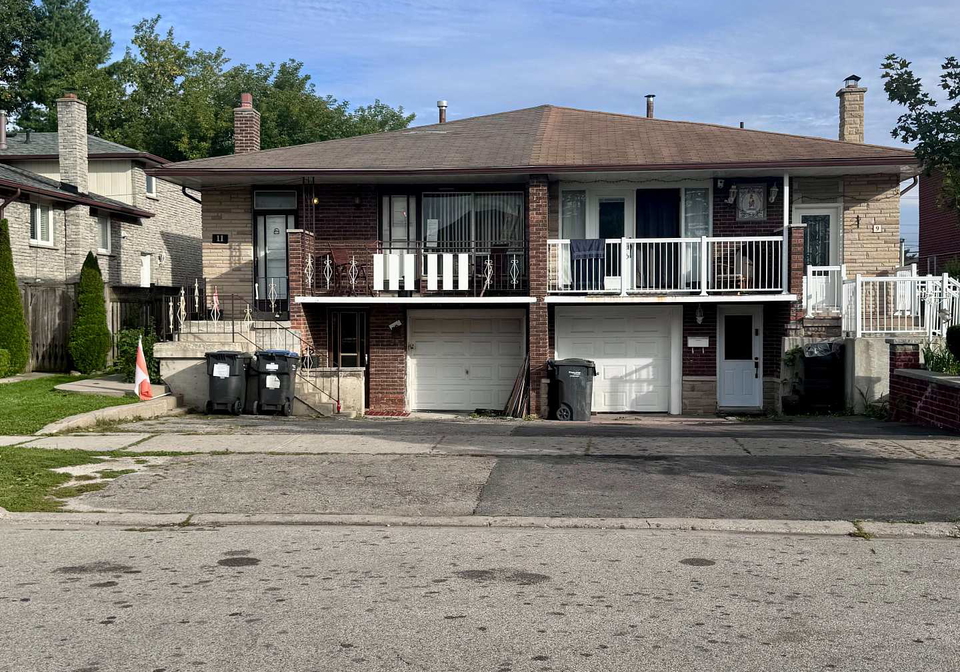 11-nancy-mccredie-drive-brampton-ontario-w13785092