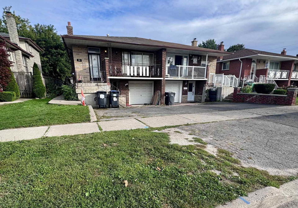 11-nancy-mccredie-drive-brampton-ontario-w13785092