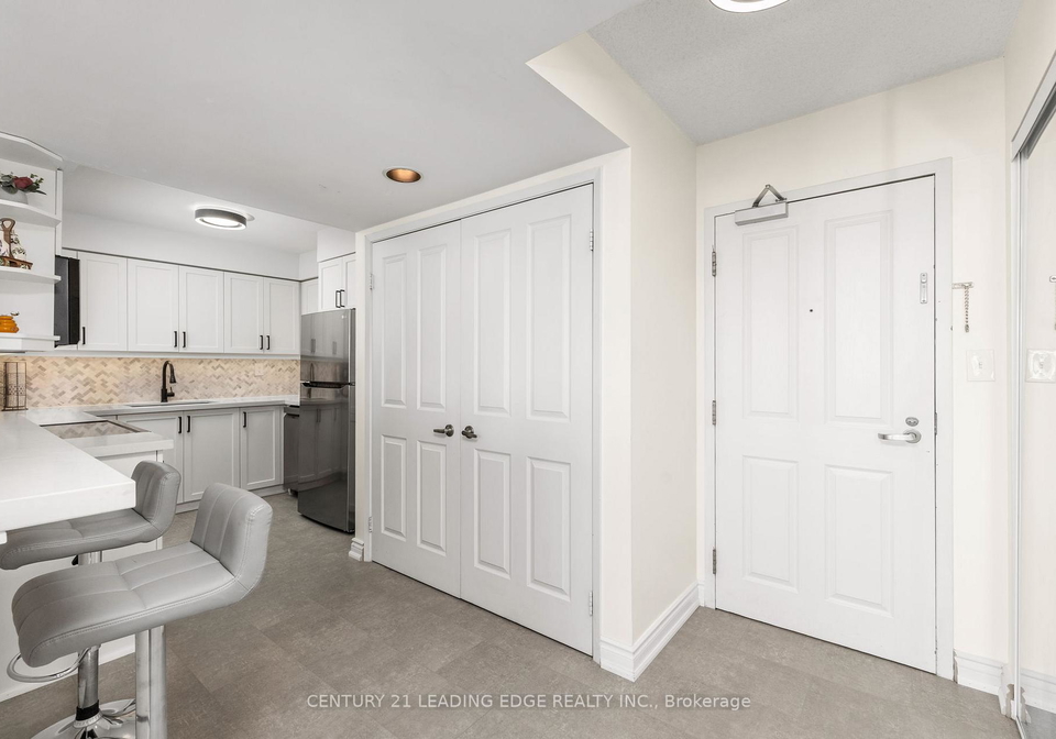 2199-sixth-line-oakville-ontario-w13785220