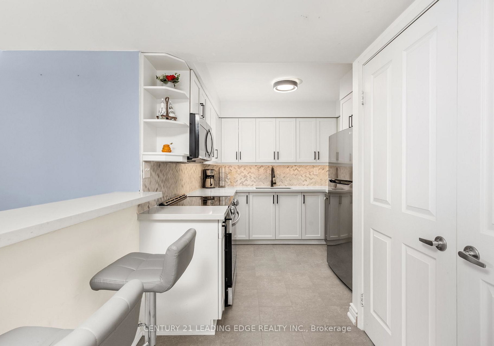 2199-sixth-line-oakville-ontario-w13785220
