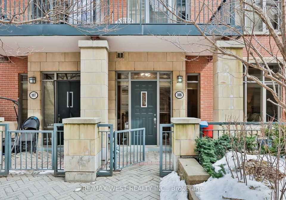 330-princess-royal-drive-mississauga-ontario-w13785378