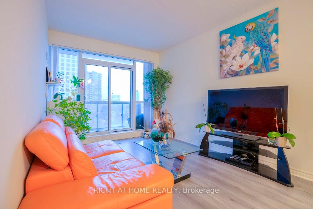 349-rathburn-road-w-mississauga-ontario-w13785414