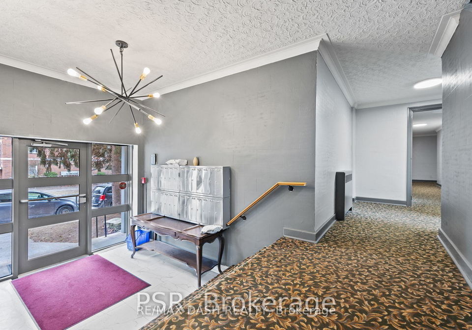 69-old-mill-terrace-toronto-etobicoke-ontario-w13785444