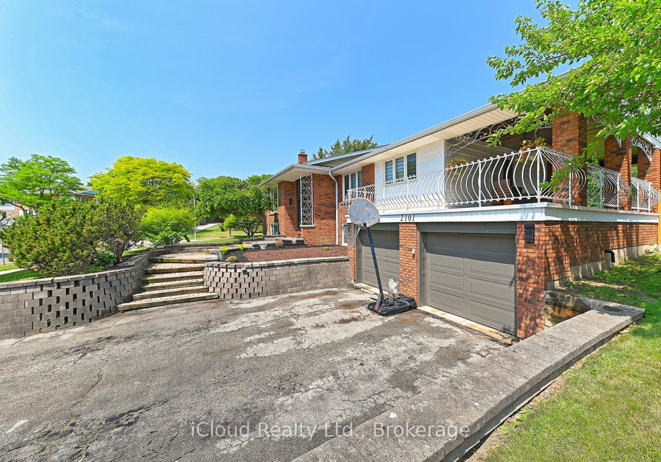 2101-parkway-drive-burlington-ontario-w13785554